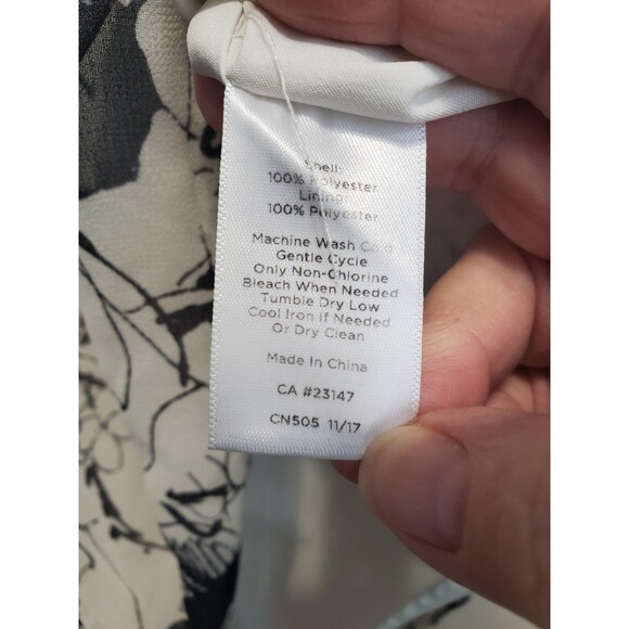 Talbots Petites Off-White Botanical Sketch Chiffon Bell Sleeve Lined Blouse XLP - Picture 5 of 5